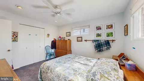 906 Malta Ln, Silver Spring, MD 20901 photo 13