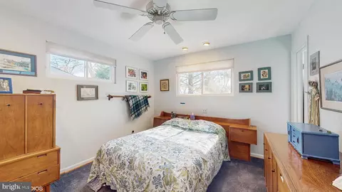 906 Malta Ln, Silver Spring, MD 20901 photo 11