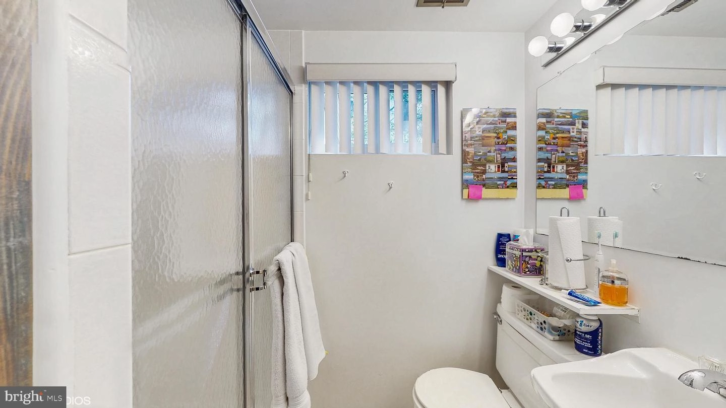 906 Malta Ln, Silver Spring, MD 20901 photo 26