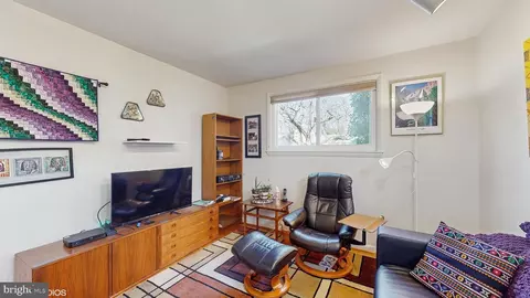 906 Malta Ln, Silver Spring, MD 20901 photo 16