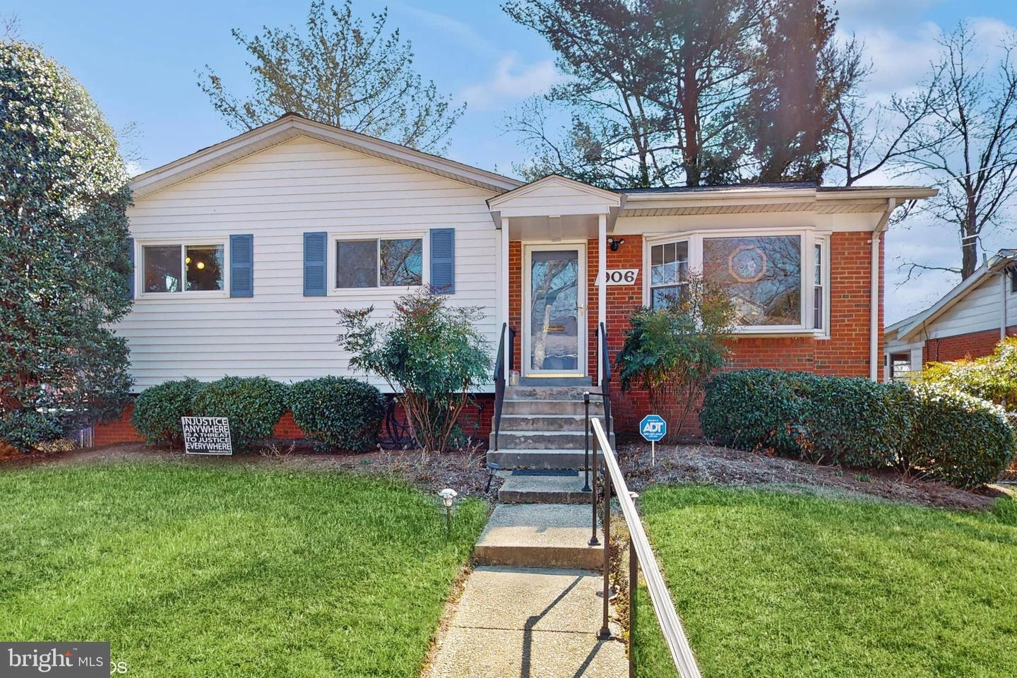 906 Malta Ln, Silver Spring, MD 20901 photo 1