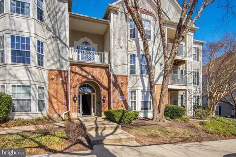 18805 Sparkling Water Dr #7/203, Germantown, MD 20874