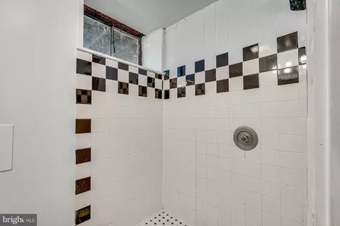 Bath - 3807 Elby Ct, Silver Spring, MD 20906 photo 2 of 2