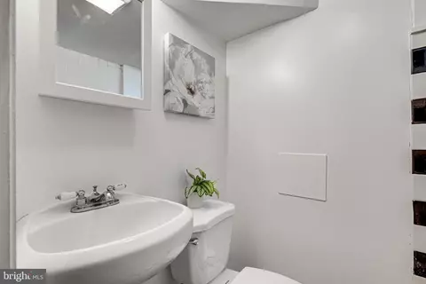 Bath - 3807 Elby Ct, Silver Spring, MD 20906 photo 1 of 2