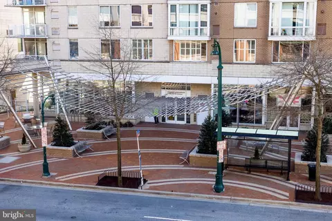 Exterior - 930 Wayne Ave #810, Silver Spring, MD 20910 photo 5 of 7