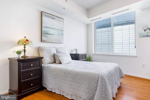 Bedroom - 930 Wayne Ave #810, Silver Spring, MD 20910 photo 1 of 5