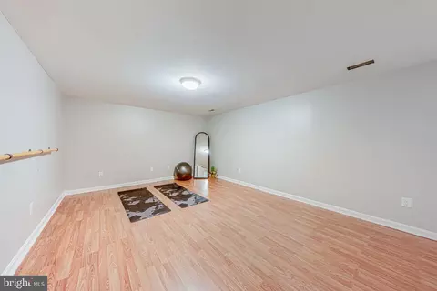 120 Snowy Owl Dr, Silver Spring, MD 20901 photo 30