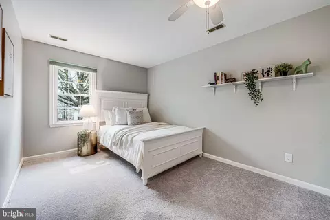 120 Snowy Owl Dr, Silver Spring, MD 20901 photo 24