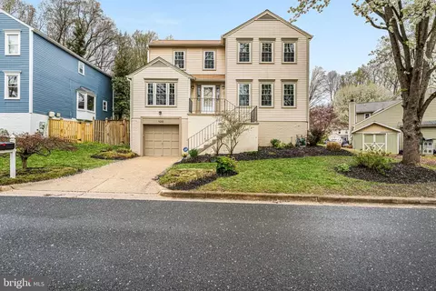 120 Snowy Owl Dr, Silver Spring, MD 20901