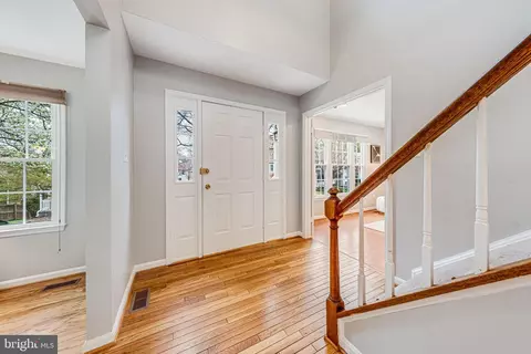 120 Snowy Owl Dr, Silver Spring, MD 20901 photo 4