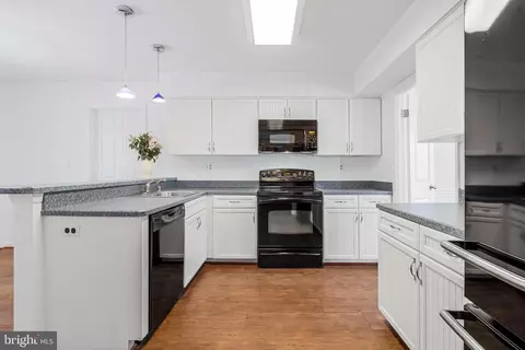 308 Natick Ct, Silver Spring, MD 20905 photo 11