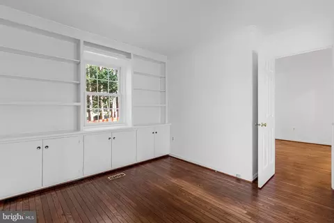 308 Natick Ct, Silver Spring, MD 20905 photo 8