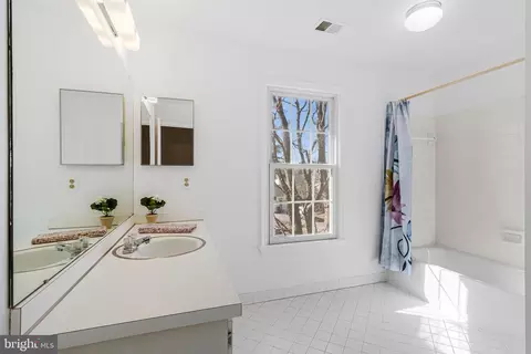 308 Natick Ct, Silver Spring, MD 20905 photo 22