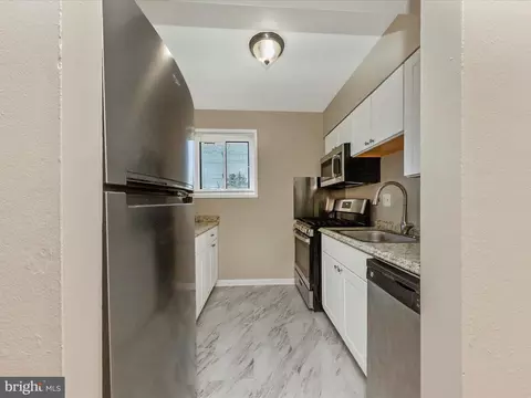 11503 Amherst Ave #14, Silver Spring, MD 20902 photo 9