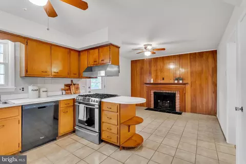 13410 Tamarack Rd, Silver Spring, MD 20904 photo 11
