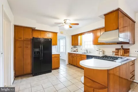 13410 Tamarack Rd, Silver Spring, MD 20904 photo 9