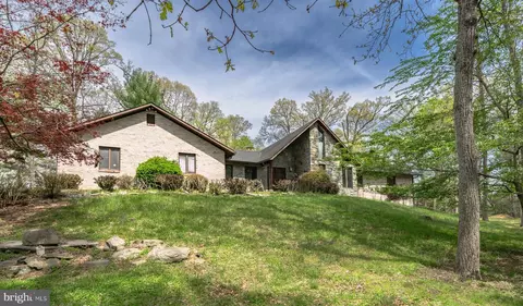 5300 Muncaster Ml, Rockville, MD 20855