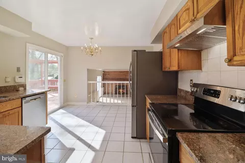 12704 Ruxton Rd, Silver Spring, MD 20904 photo 12