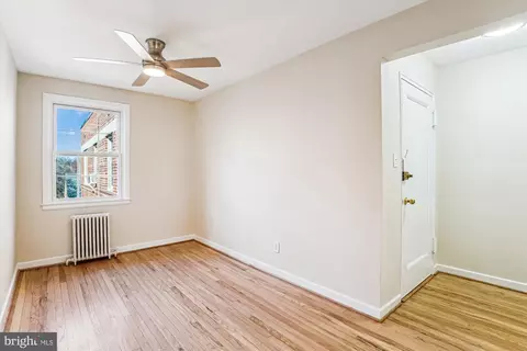 2208 Colston Dr #303, Silver Spring, MD 20910 photo 13