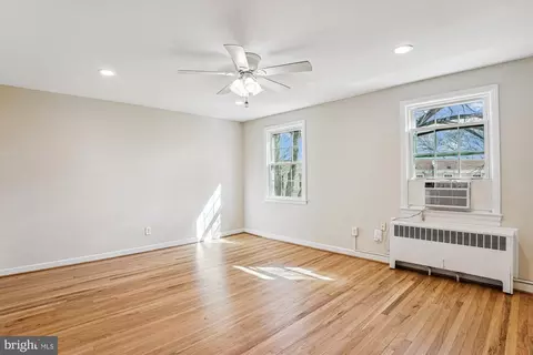 2208 Colston Dr #303, Silver Spring, MD 20910 photo 9