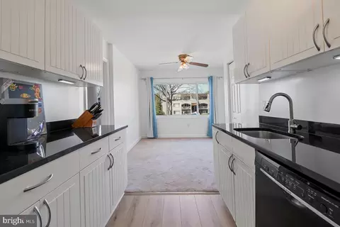 440 Girard St #101, Gaithersburg, MD 20877