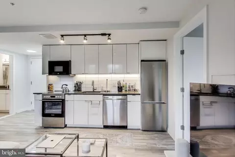 Kitchen - 700 Roeder Rd #402, Silver Spring, MD 20910 photo 1 of 1