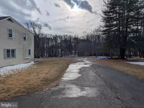 130 Awkard Ln, Silver Spring, MD 20905 photo 5
