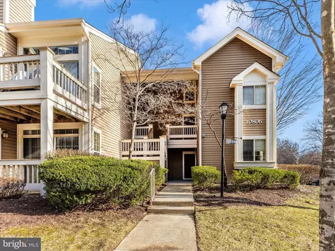 10806 Antigua Ter #102, North Bethesda, MD 20852