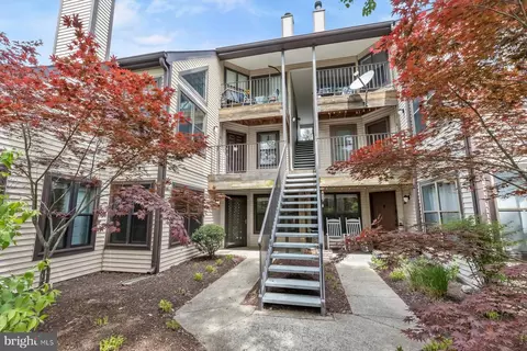 3803 Ski Lodge Dr #104, Burtonsville, MD 20866