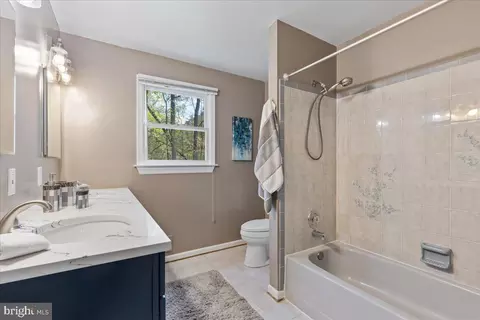14515 Old Lyme Dr, Silver Spring, MD 20905 photo 31