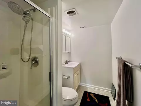 Bath - 14725 Flintstone Ln, Silver Spring, MD 20905 photo 4 of 4