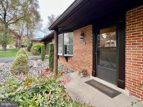Exterior - 14725 Flintstone Ln, Silver Spring, MD 20905 photo 4 of 4