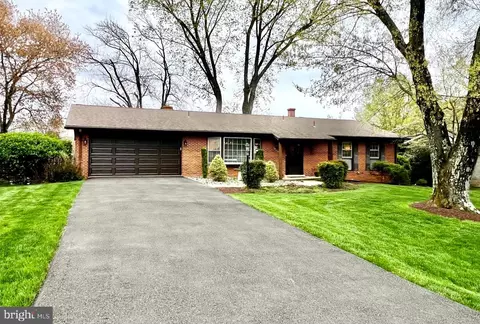 14725 Flintstone Ln, Silver Spring, MD 20905