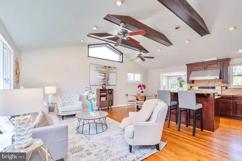 10313 Inwood Ave, Silver Spring, MD 20902 photo 2
