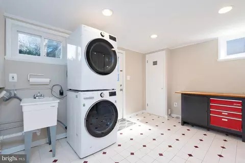 10313 Inwood Ave, Silver Spring, MD 20902 photo 22