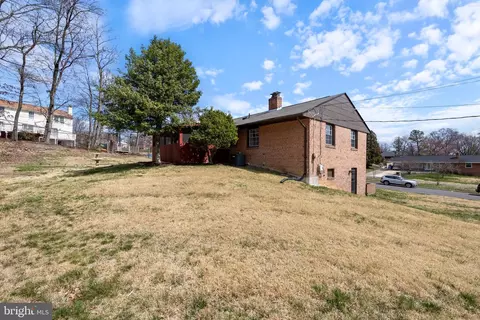 12700 Castleleigh Ct, Silver Spring, MD 20904 photo 24