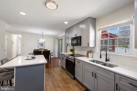 12700 Castleleigh Ct, Silver Spring, MD 20904 photo 8