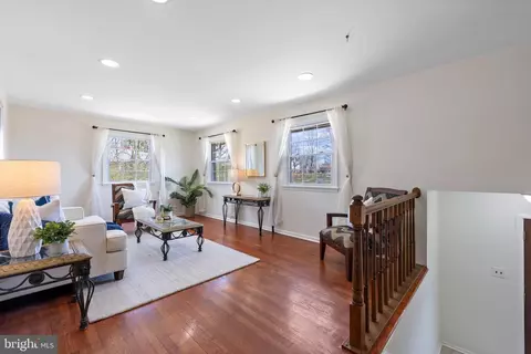 12700 Castleleigh Ct, Silver Spring, MD 20904 photo 2