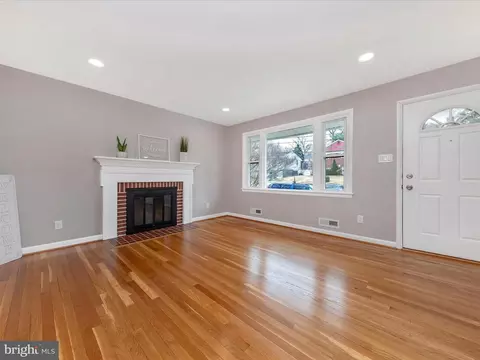 10004 Kinross Ave, Silver Spring, MD 20901 photo 10