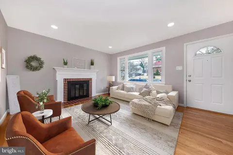 10004 Kinross Ave, Silver Spring, MD 20901