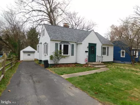 10 Oak Ave, Gaithersburg, MD 20877