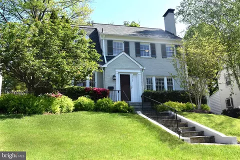 3517 Woodbine St, Chevy Chase, MD 20815