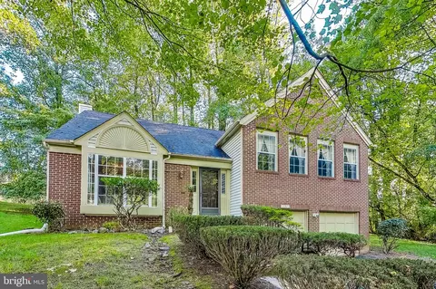 12901 Summer Hill Dr, Silver Spring, MD 20904