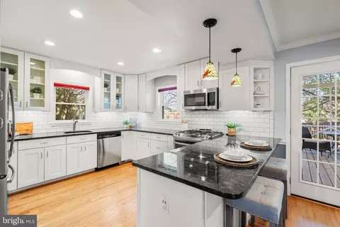 209 Saint Lawrence Dr, Silver Spring, MD 20901 photo 13