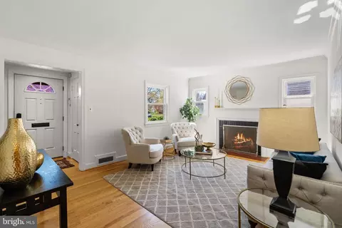 209 Saint Lawrence Dr, Silver Spring, MD 20901 photo 8
