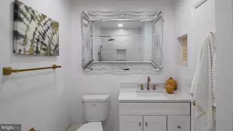 Bath - 5 Southview Ct, Silver Spring, MD 20905 photo 3 of 8