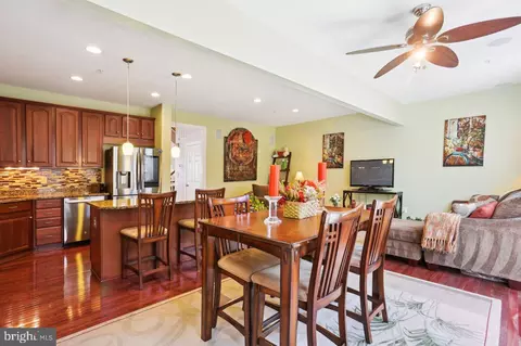 Dining - 1711 Chiswick Ct, Silver Spring, MD 20904 photo 3 of 3
