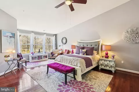 Bedroom - 1711 Chiswick Ct, Silver Spring, MD 20904 photo 3 of 4