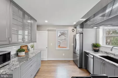 11316 Galt Ave, Silver Spring, MD 20902 photo 24