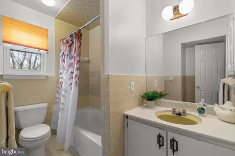 14816 Mistletoe Ct, Silver Spring, MD 20905 photo 23